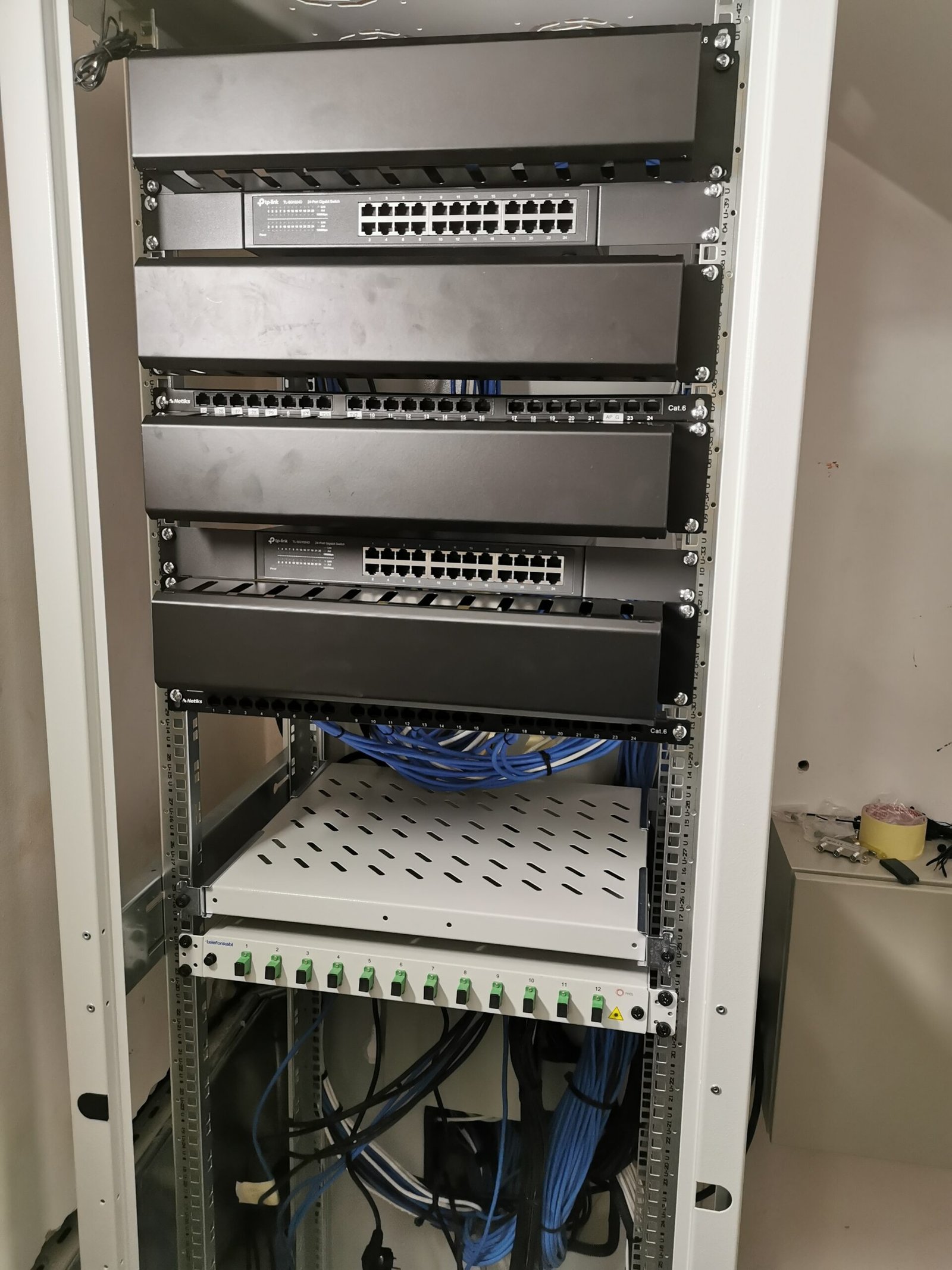 Spartan-Sigurnosni-Sistemi-Mrezni-Orman-Patch-Panel-Switch-1